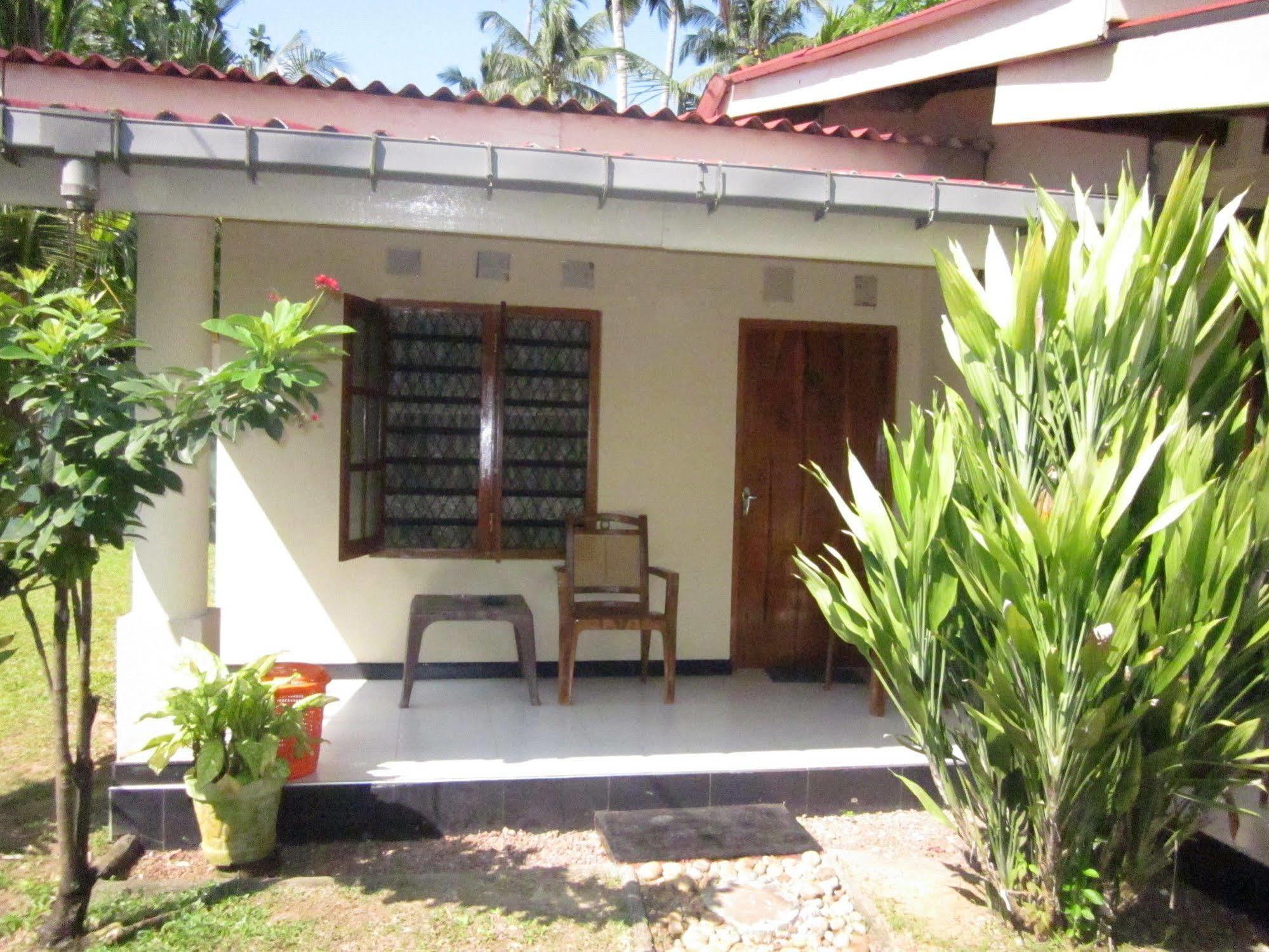 Hotel Amara Guest Mirissa Exterior foto