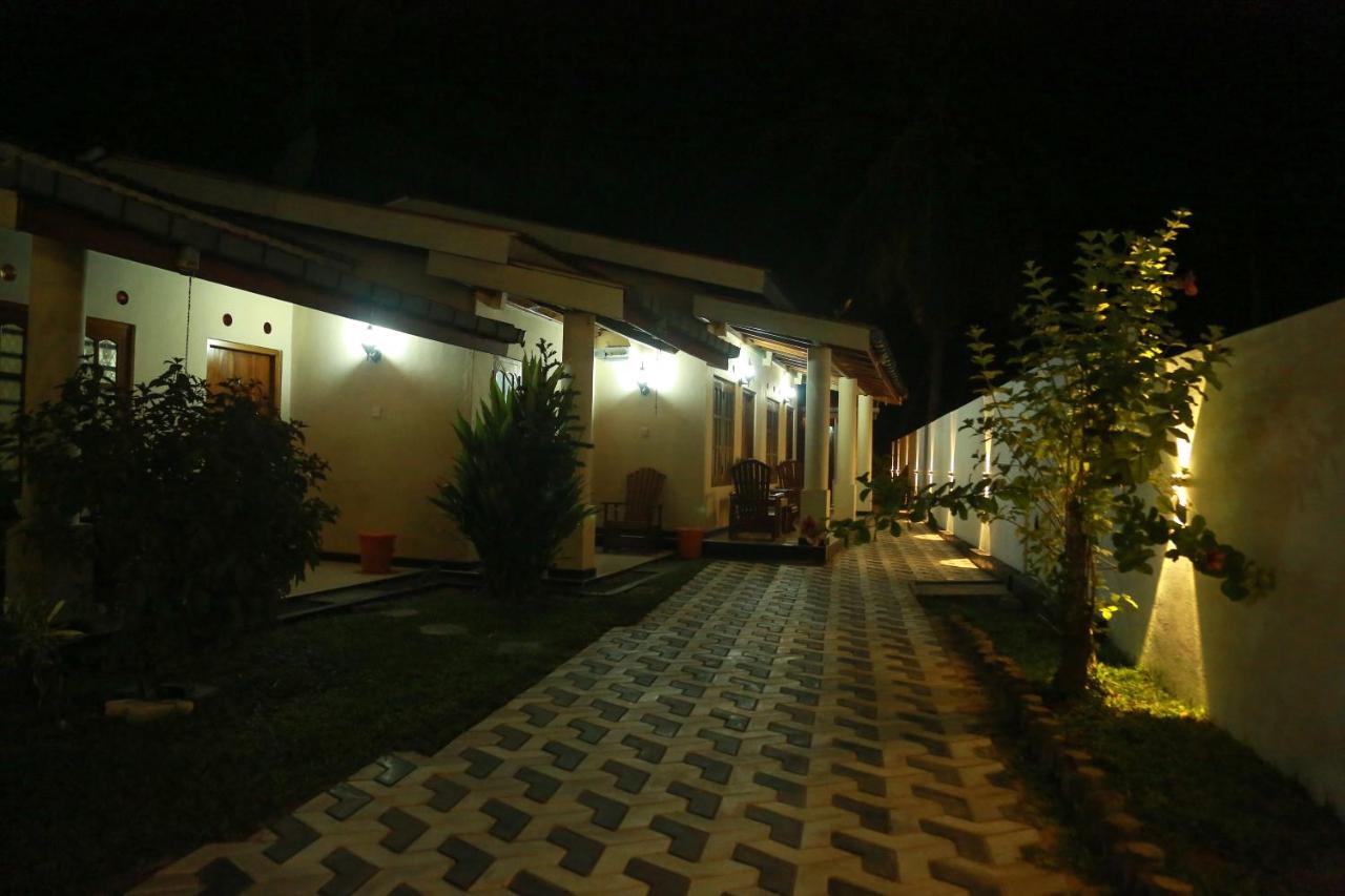 Hotel Amara Guest Mirissa Exterior foto