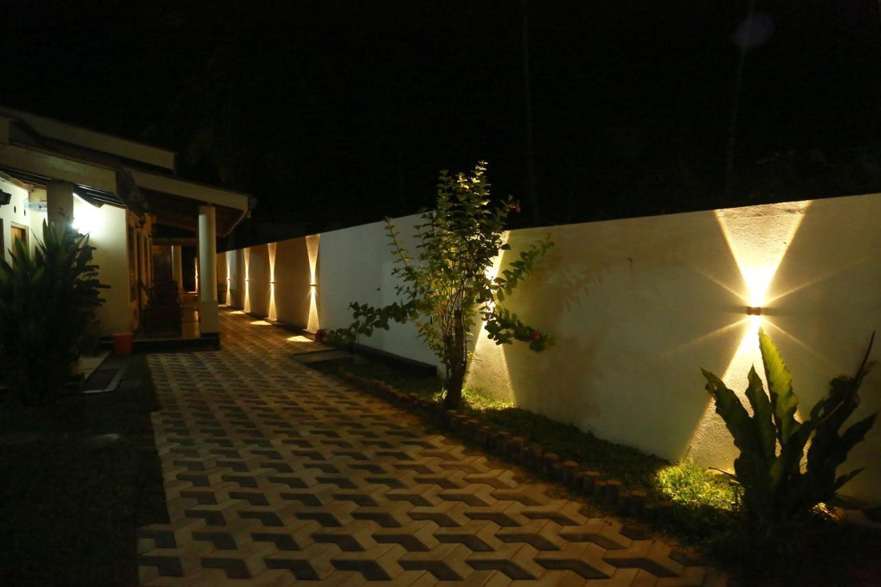 Hotel Amara Guest Mirissa Exterior foto